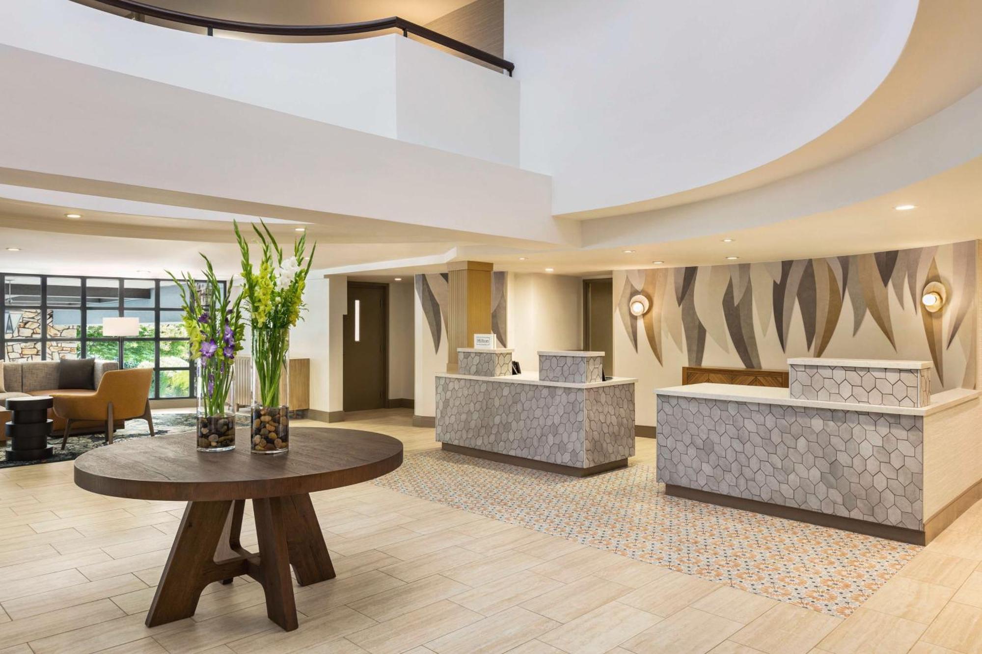 Hilton Garden Inn Monterey Ngoại thất bức ảnh